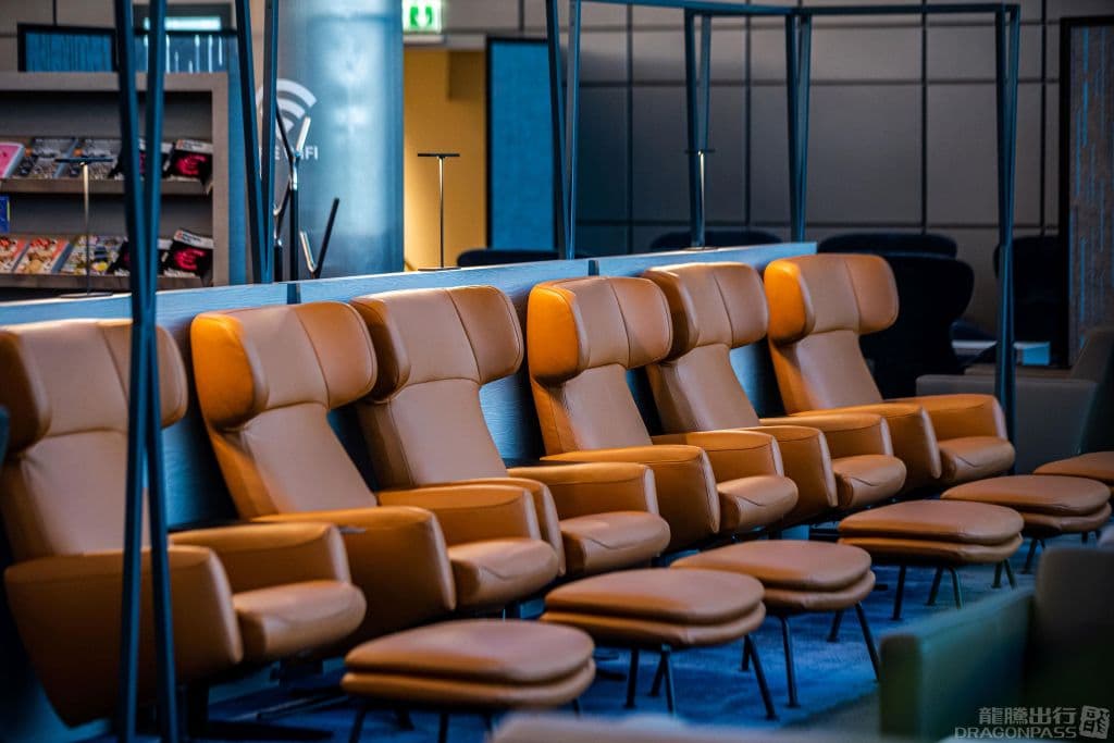 Airport Lounge - 2