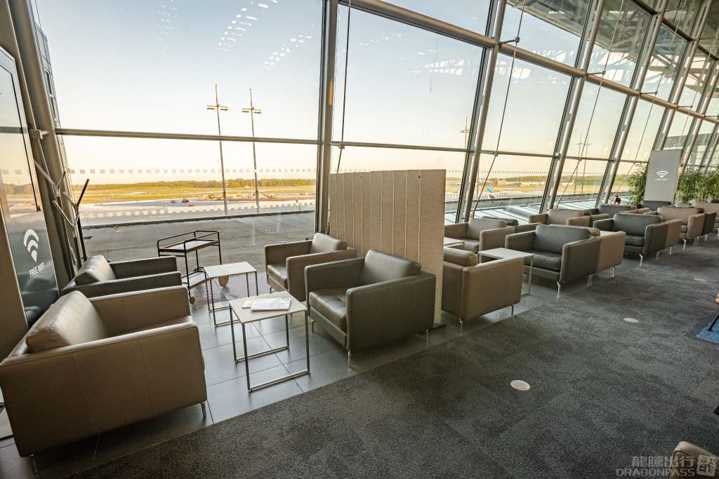 Airport Lounge - 4