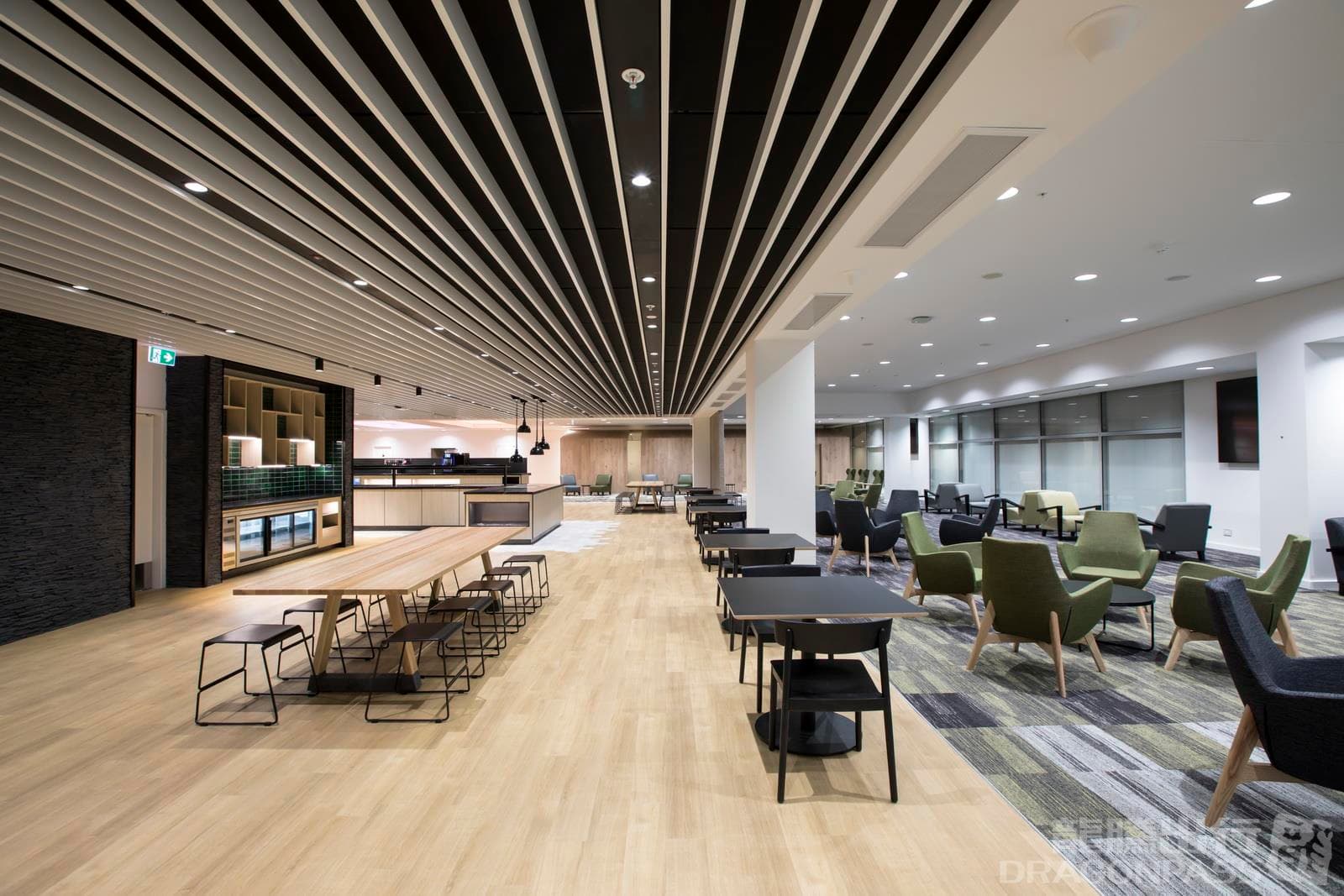 Strata Lounge - 1