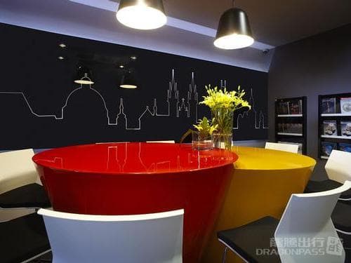 Mastercard Lounge - 4