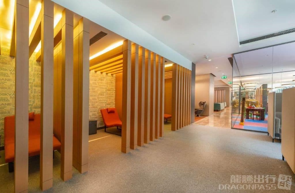 CIP Lounge - 4