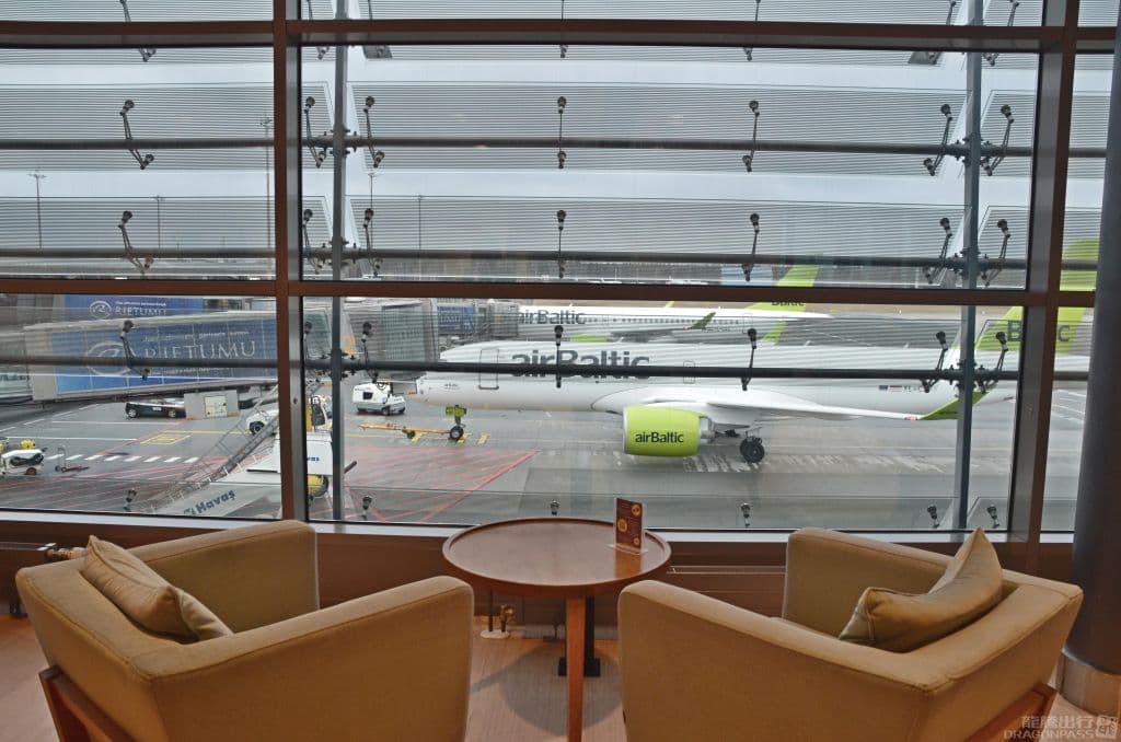 Primeclass Business Lounge - 4