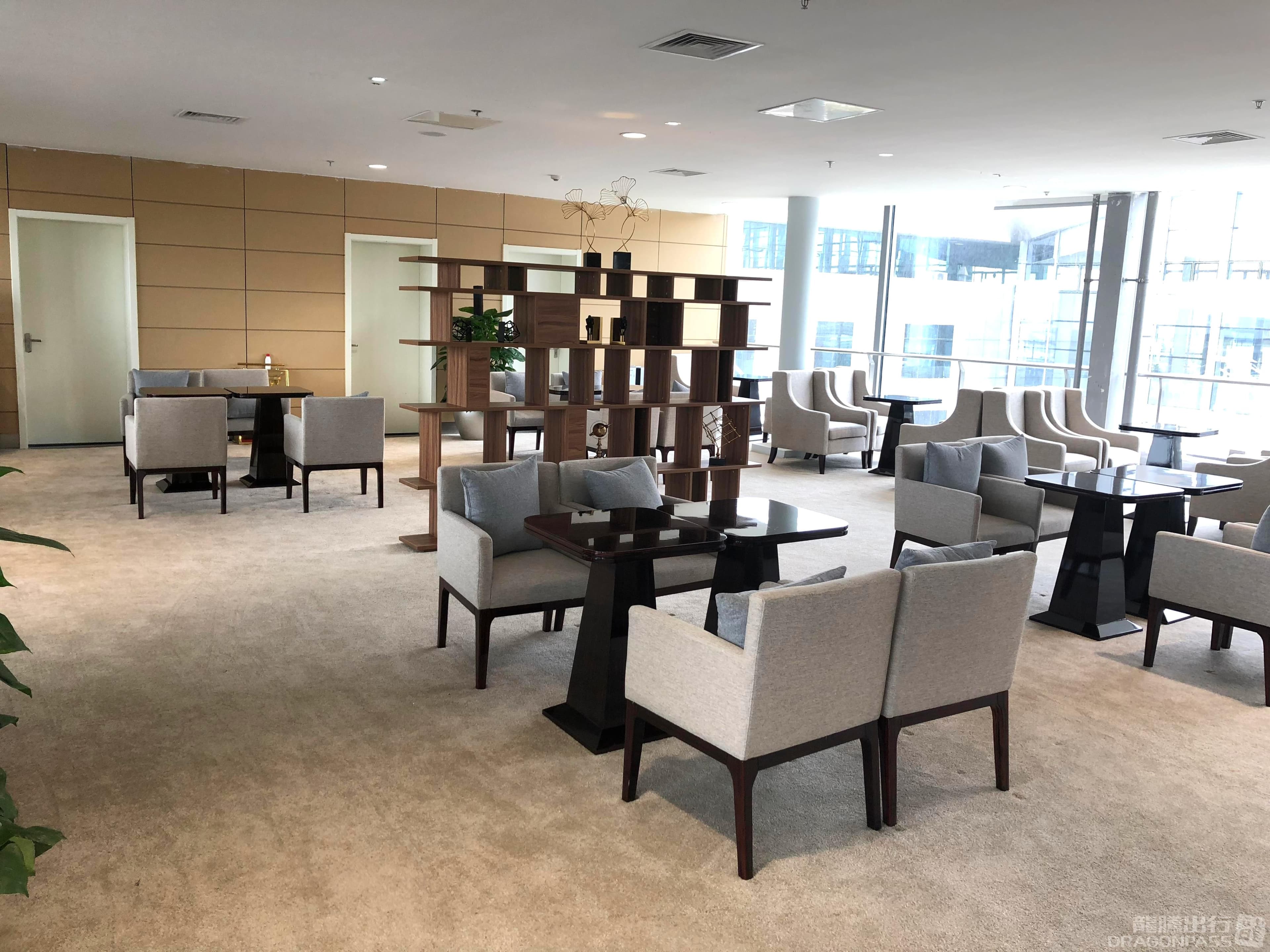 First Class Lounge - 3