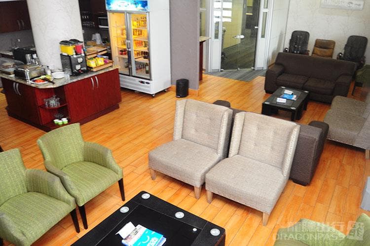 Nthula Lounge (International) - 1
