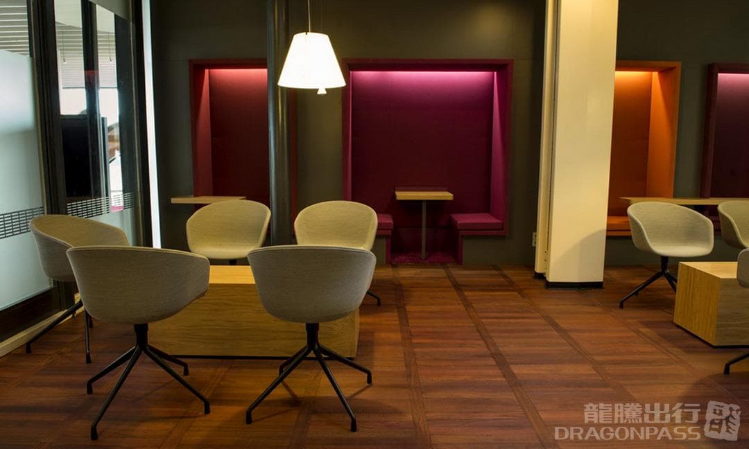Aspire Lounge - 3