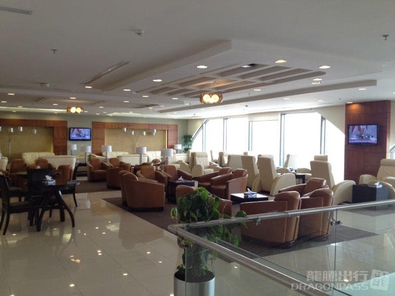 First Class Lounge - 4