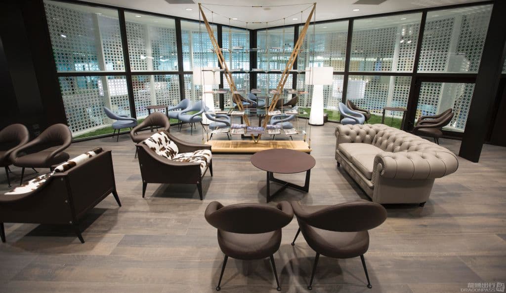 Leonardo Exclusive Lounge - 4