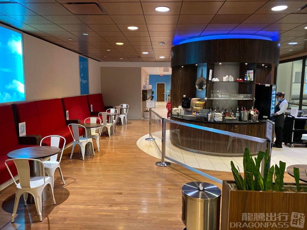 KLM Crown Lounge - 3