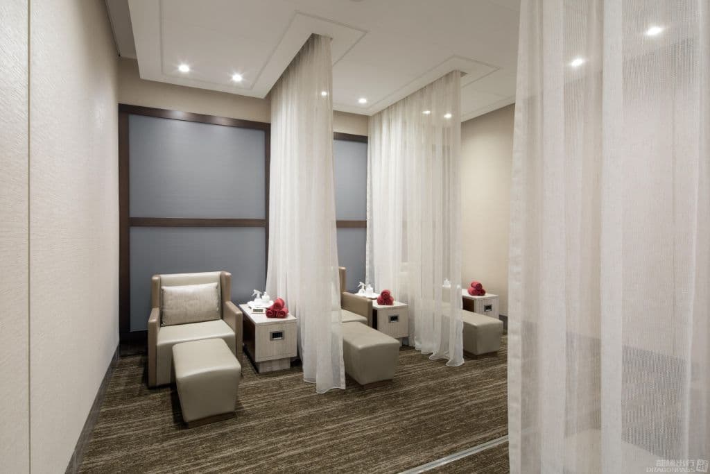 Ahlan First Class Lounge (Concourse D) - 4