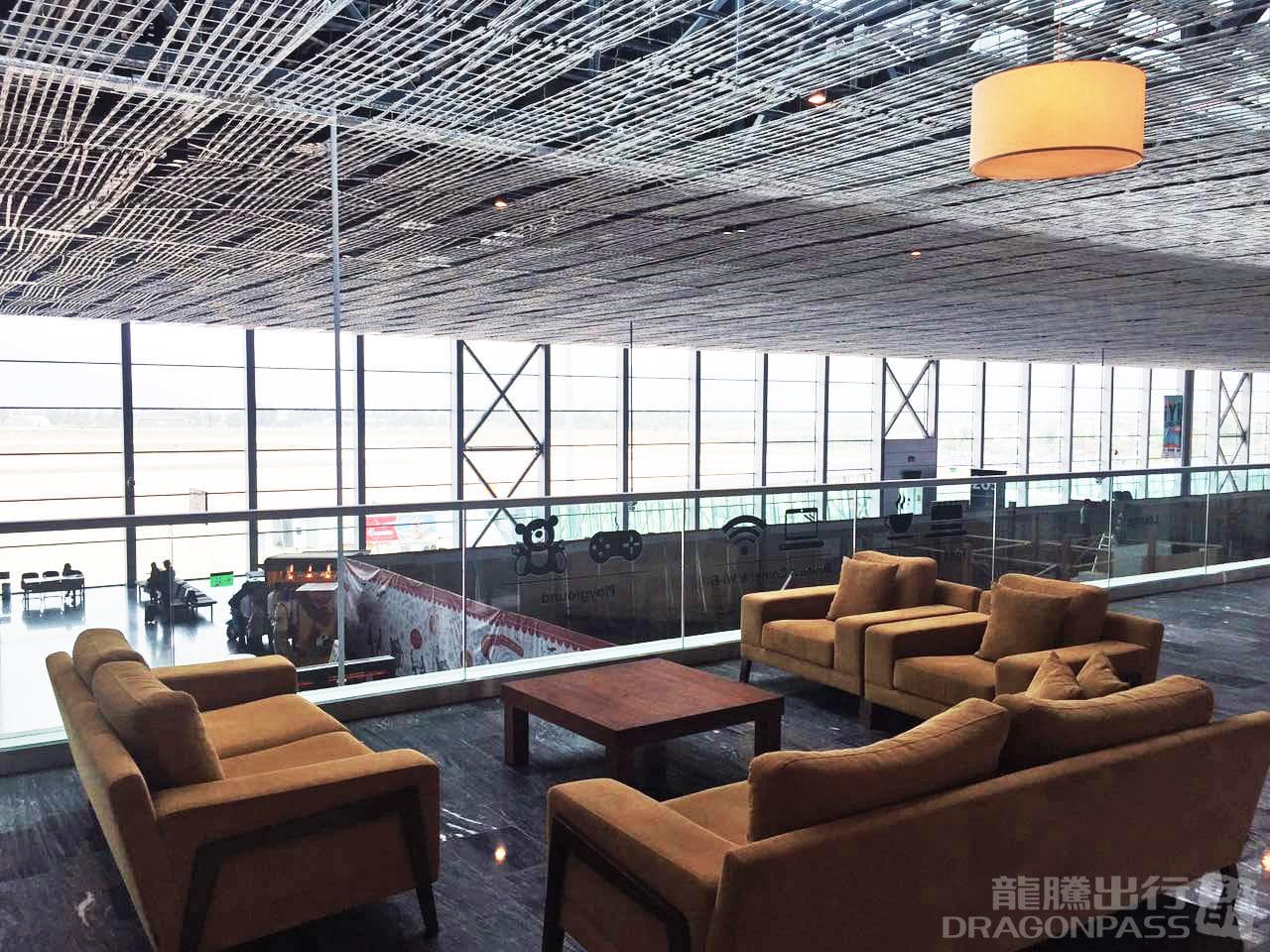 Primeclass Lounge - 1