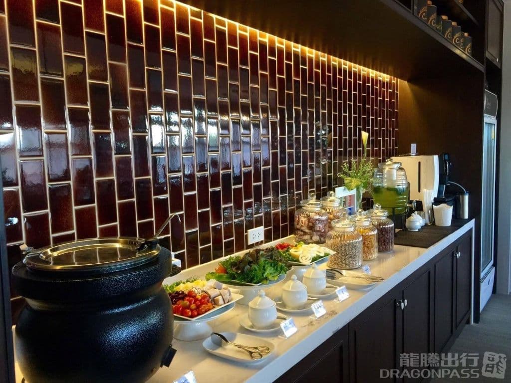 Coral Executive Lounge - 3