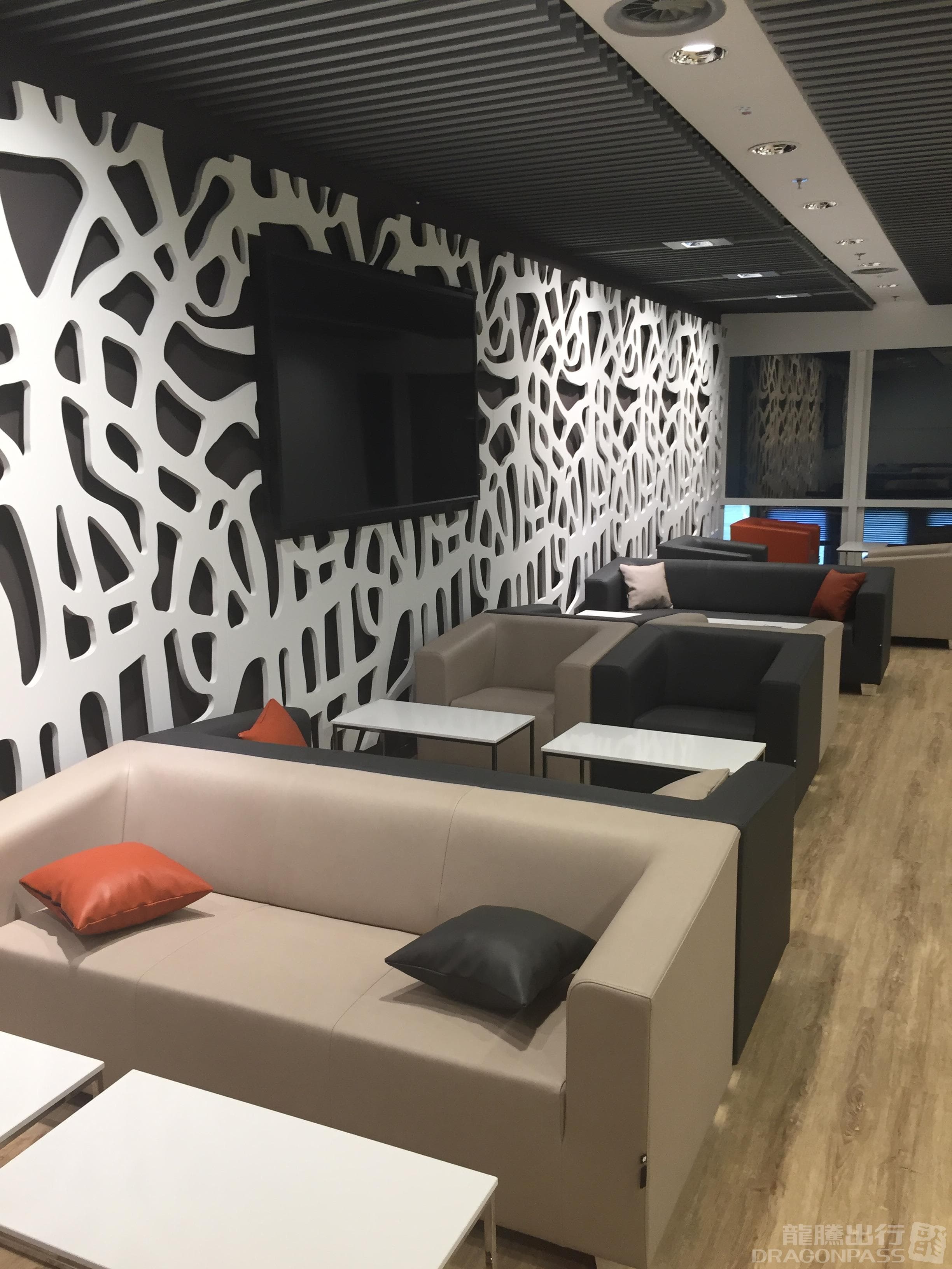 Open Sky Lounge - 2