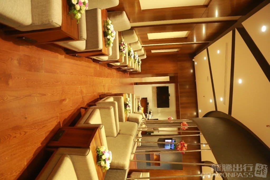 Bird Lounge - 4