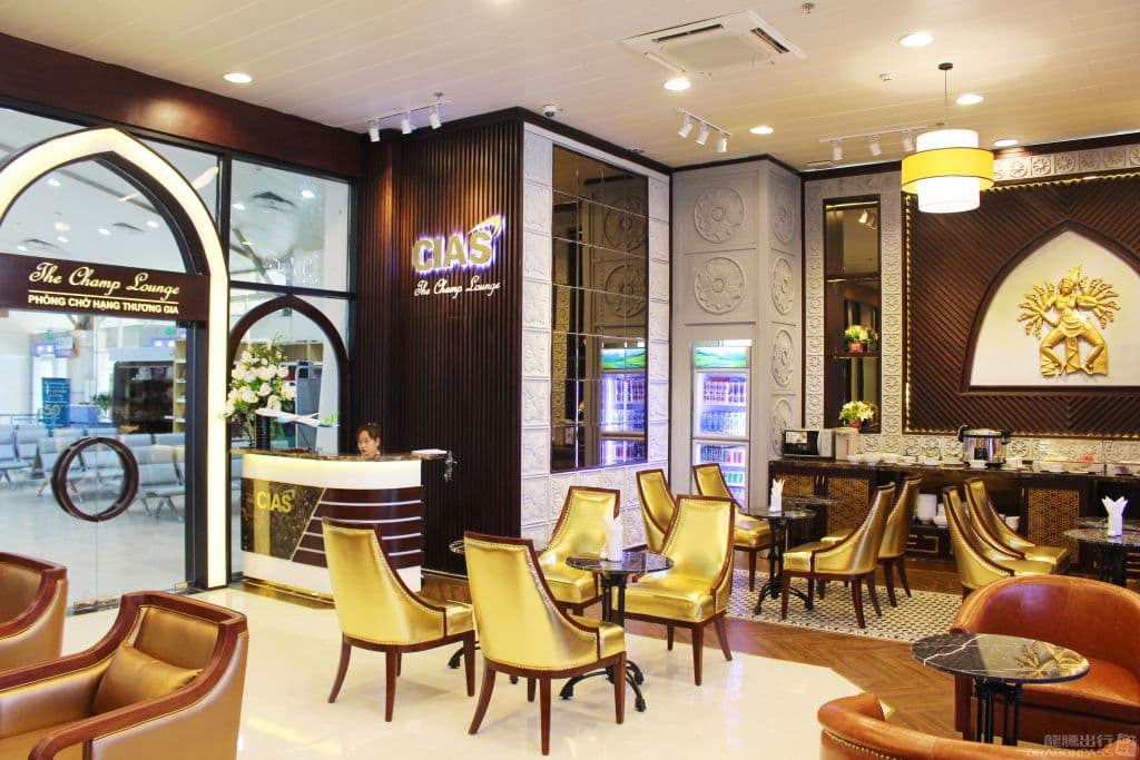 The Champ Lounge - 3