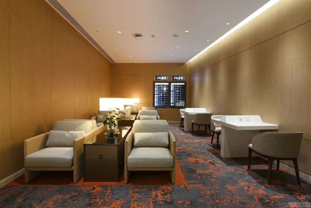 VIP Lounge No.120 (S1 Dom) - 4