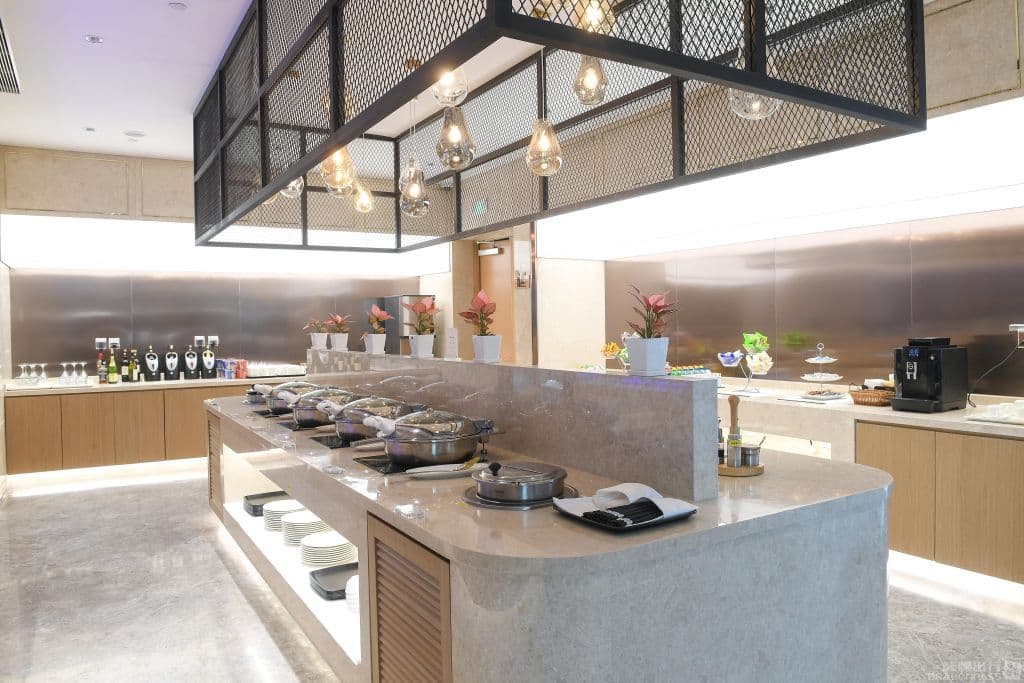 VIP Lounge No.170 (S2 Intl) - 1