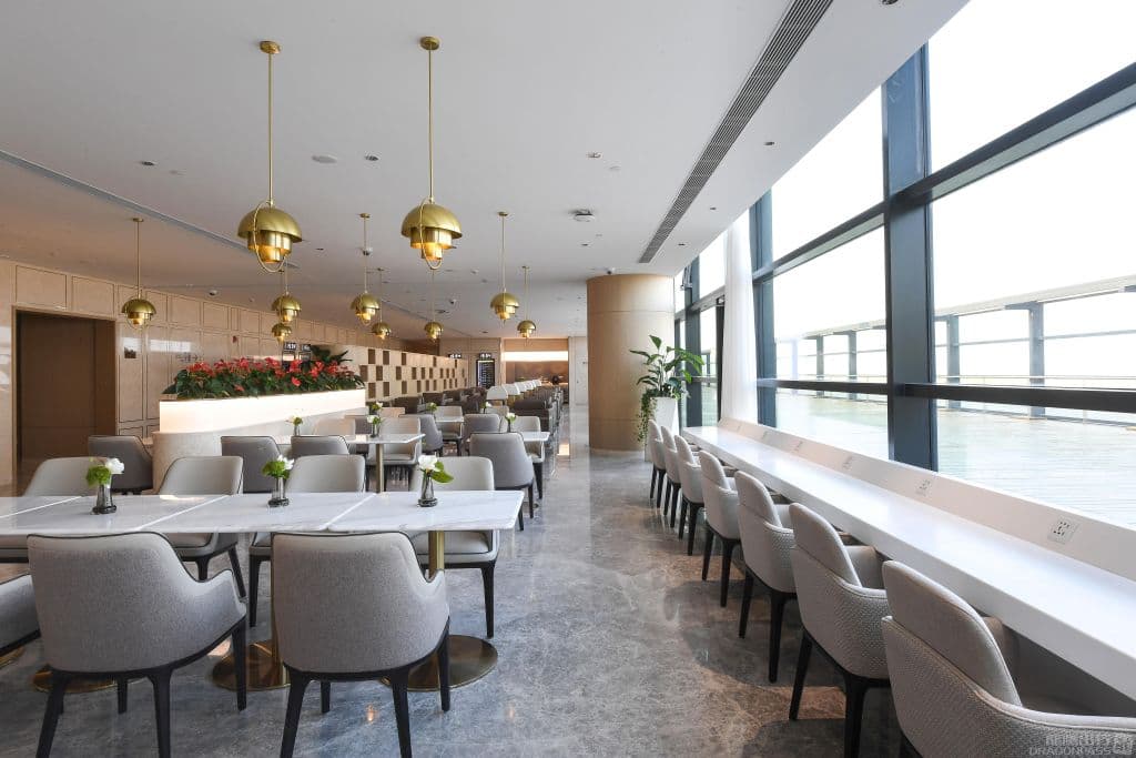 VIP Lounge No.170 (S2 Intl) - 4