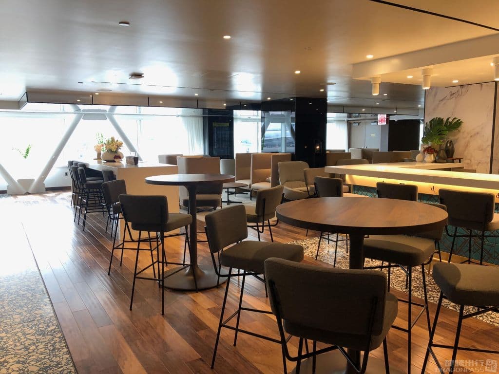 Primeclass Lounge - 2