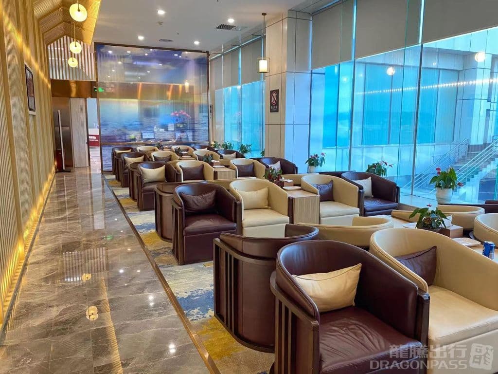 First Class Lounge (West Gallery) - 3