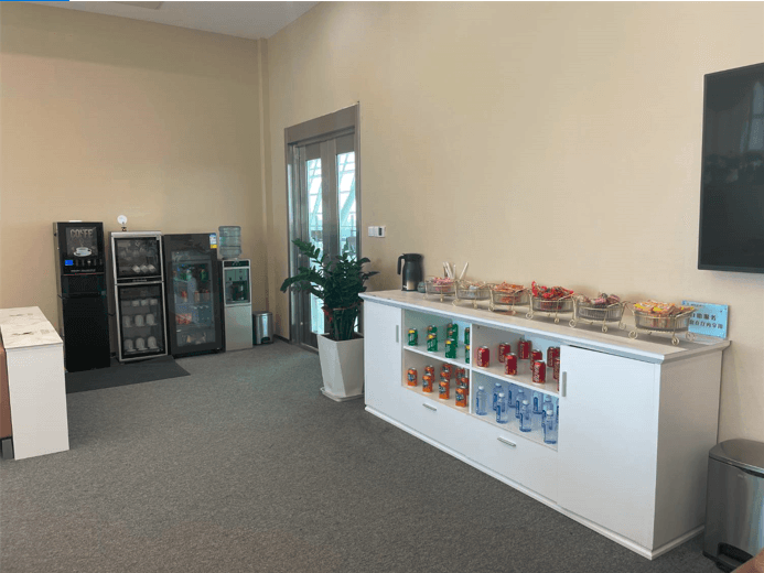 First Class Lounge - 4