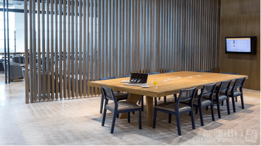 LATAM VIP Lounge - 2