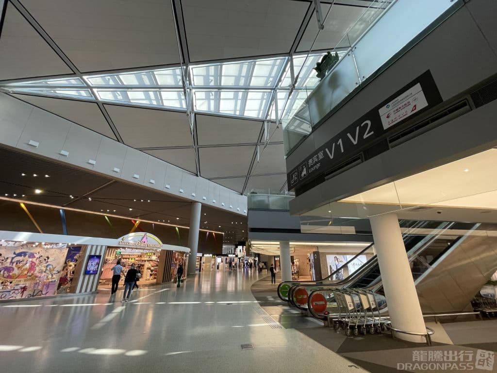 First Class Lounge V1 (T2 - Dom) - 3