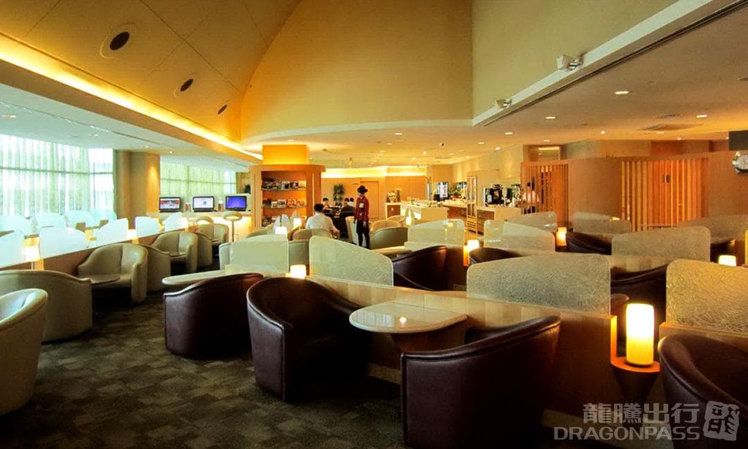 SATS Premier Lounge (T2) - 4