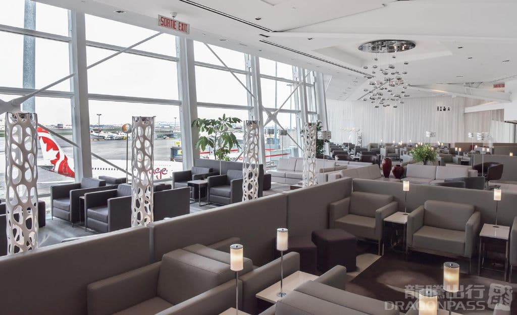 National Bank Lounge - 3