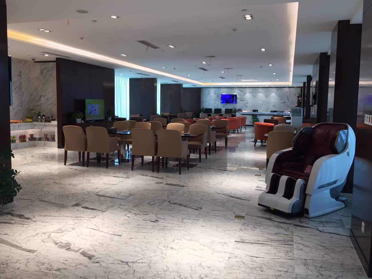 First Class Lounge No.3 - 4