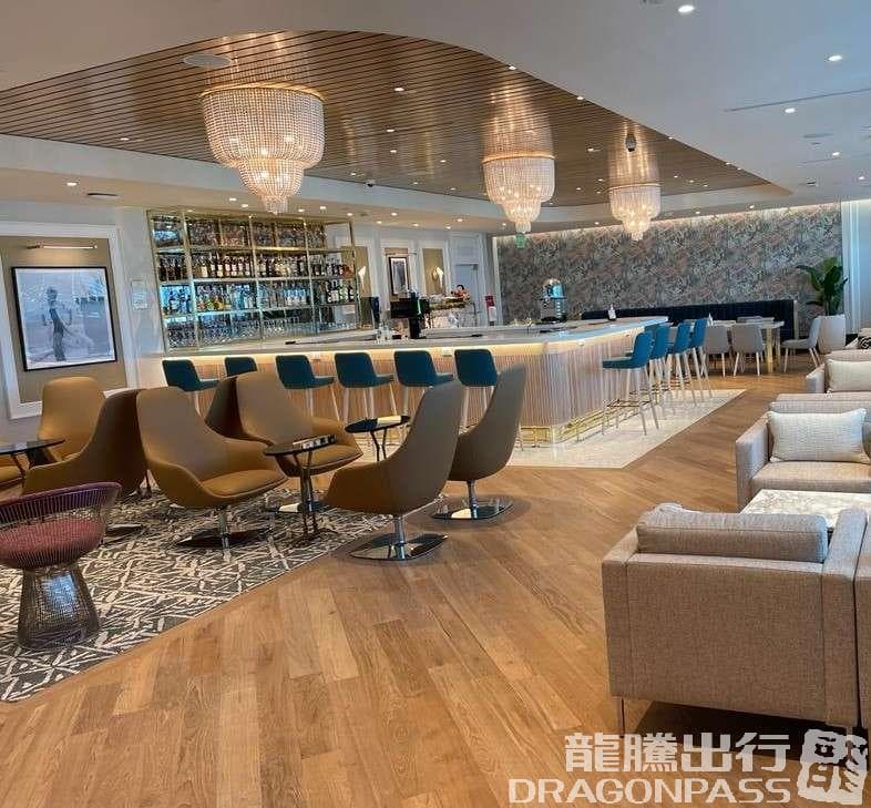 Primeclass Lounge - 1