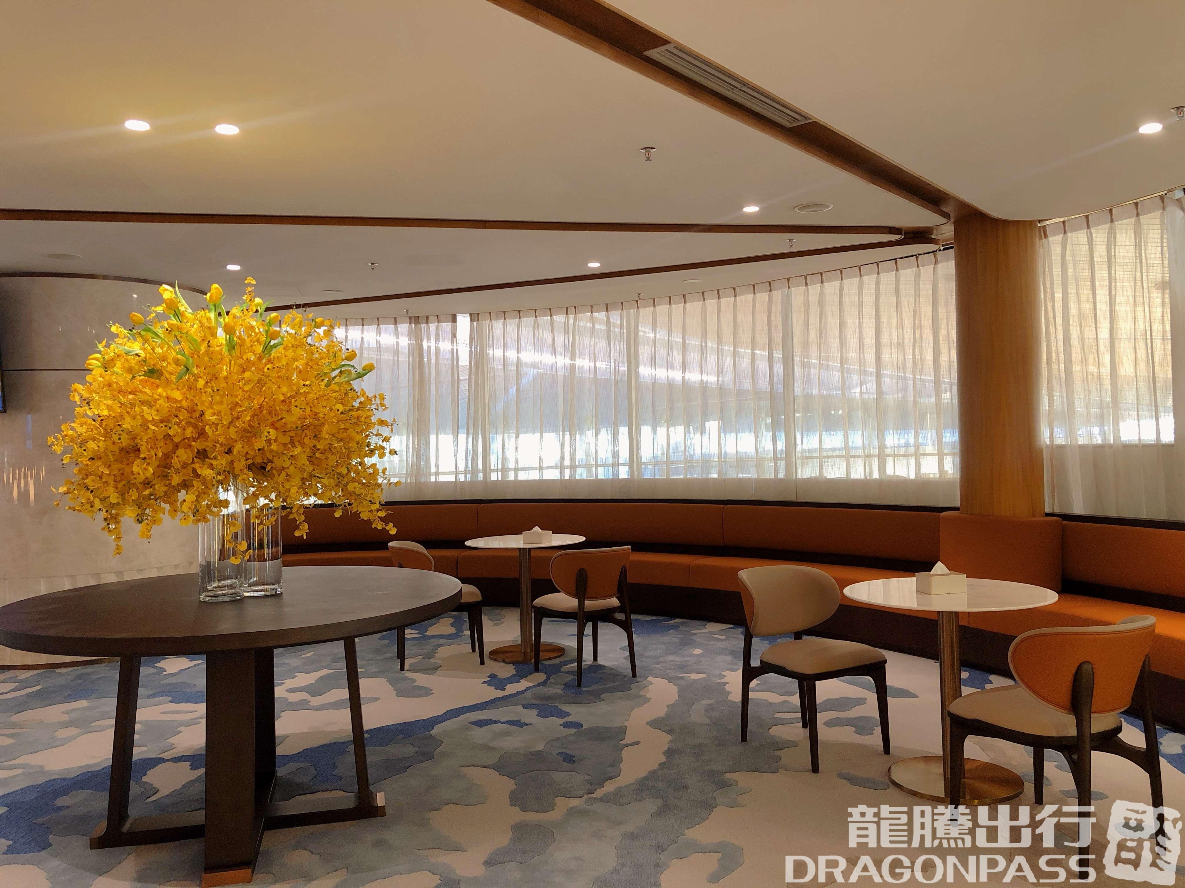 Shenzhen Airport domestic VIP lounge 3(T3 - Intl) - 1