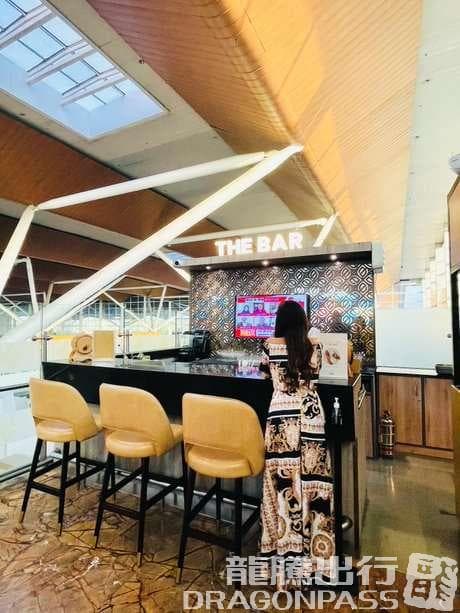 Encalm Lounge (Domestic T1D) - 1