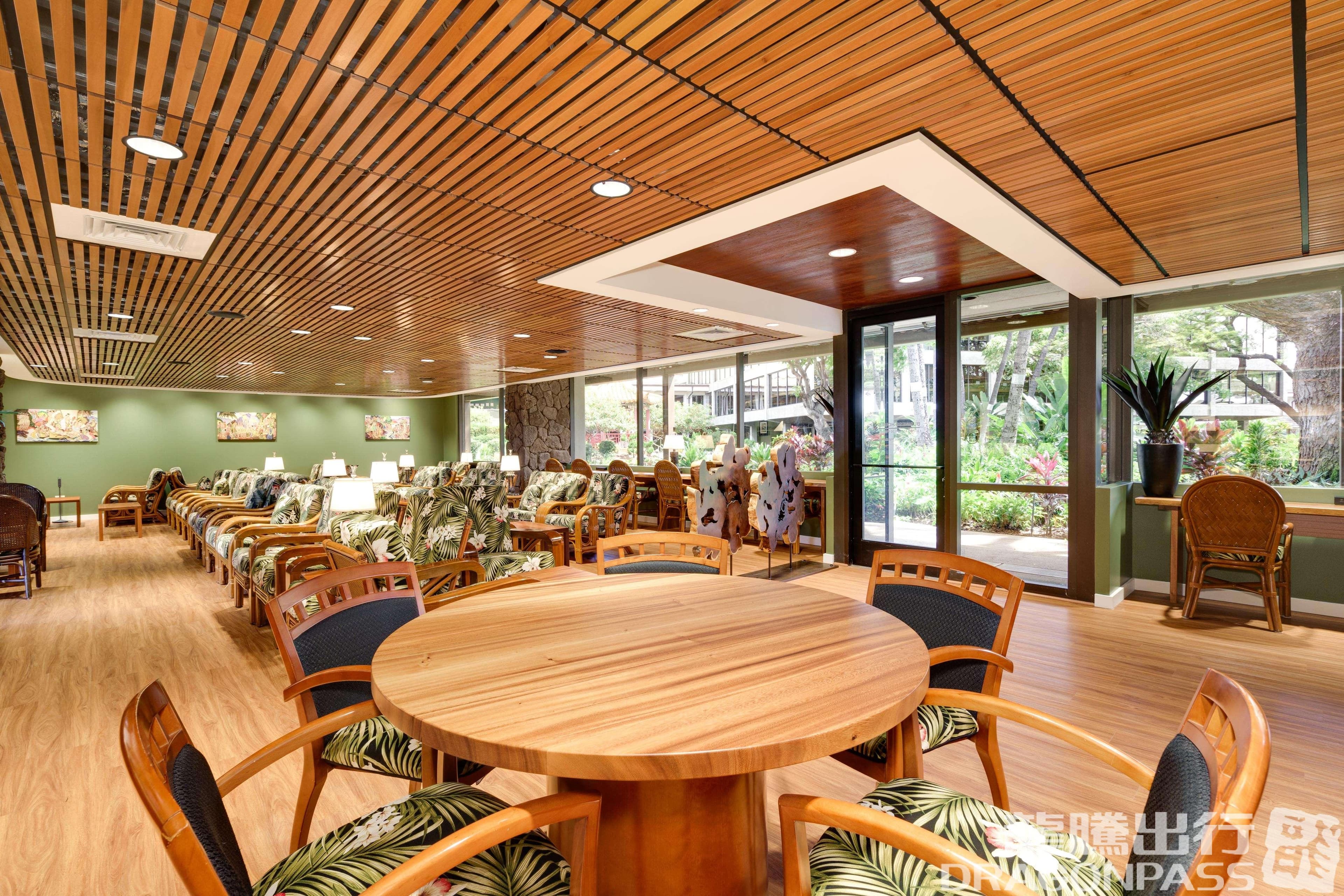 IASS Hawaii Lounge - 2