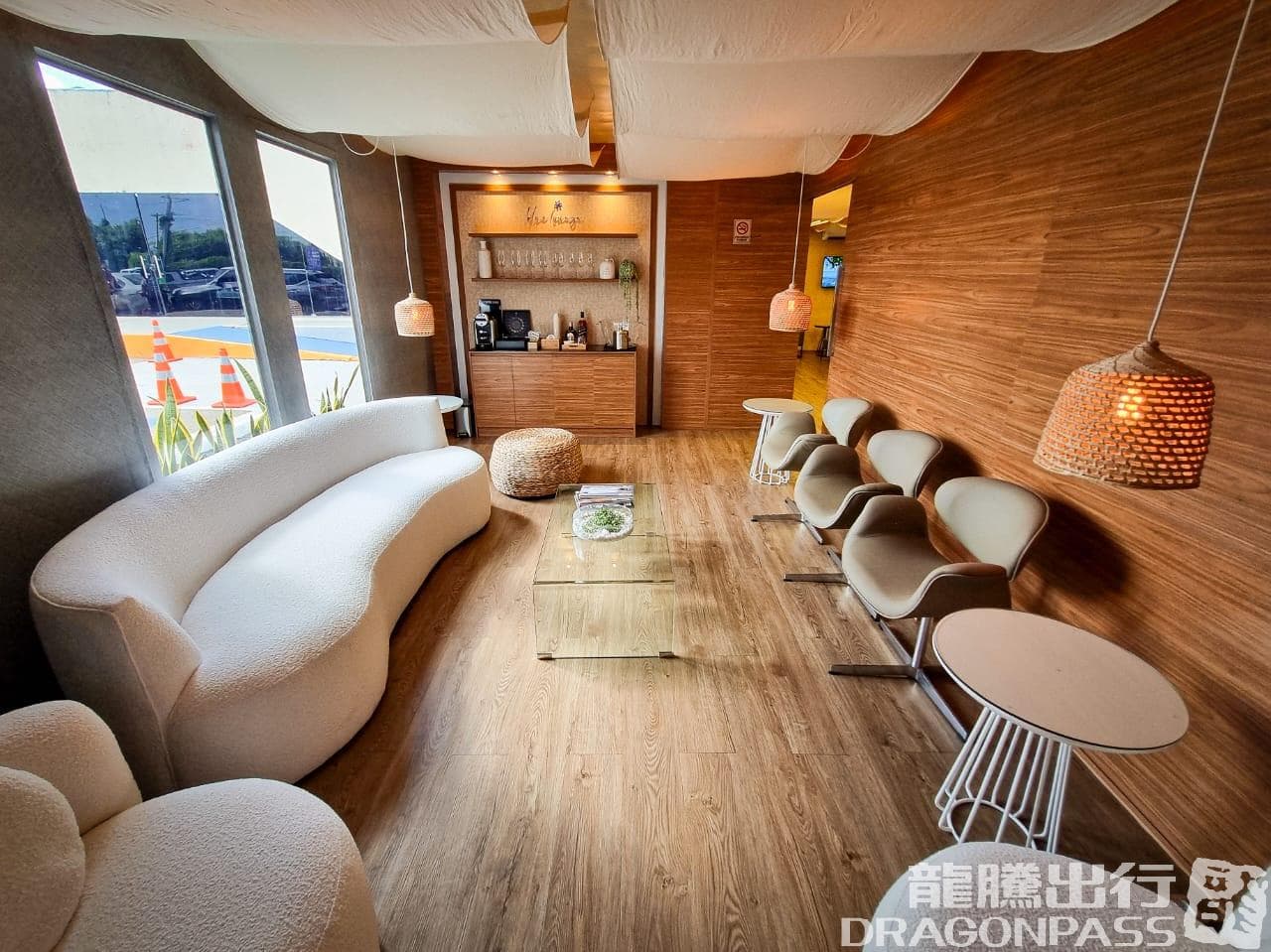 Blue Lounge - 3