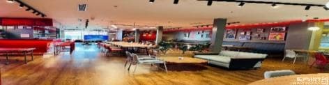 Budweiser Bar - 2