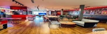 Budweiser Bar - 4