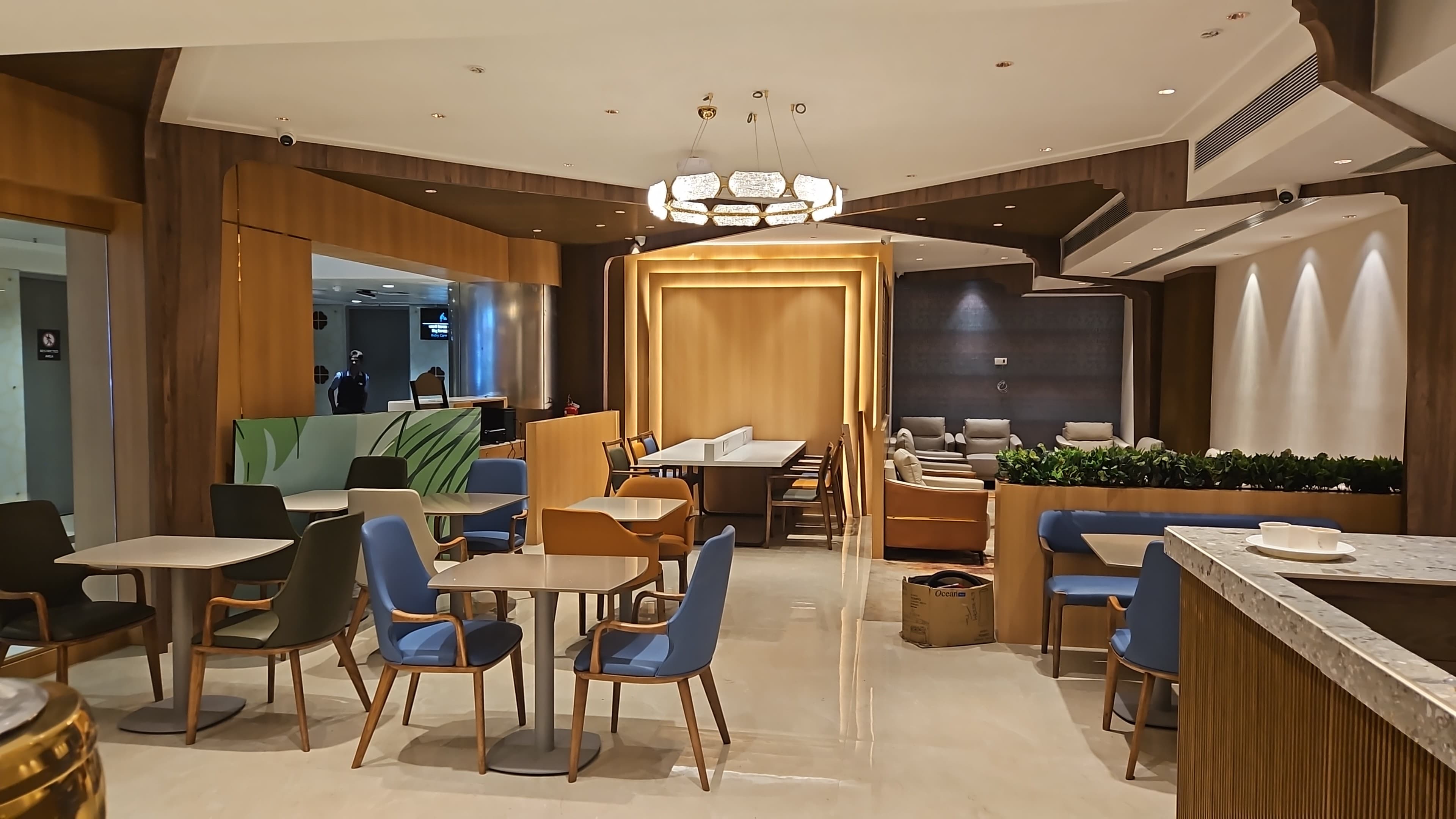 Elysian Lounge - International - 1