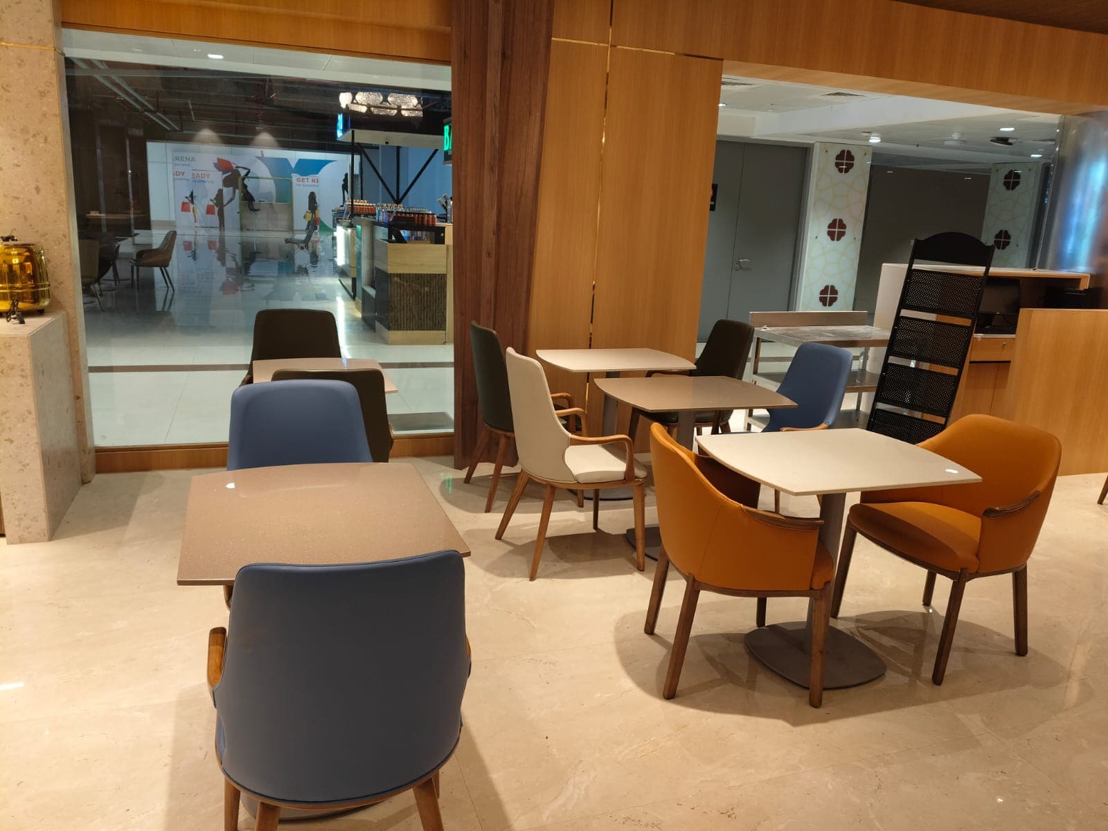 Elysian Lounge - International - 3