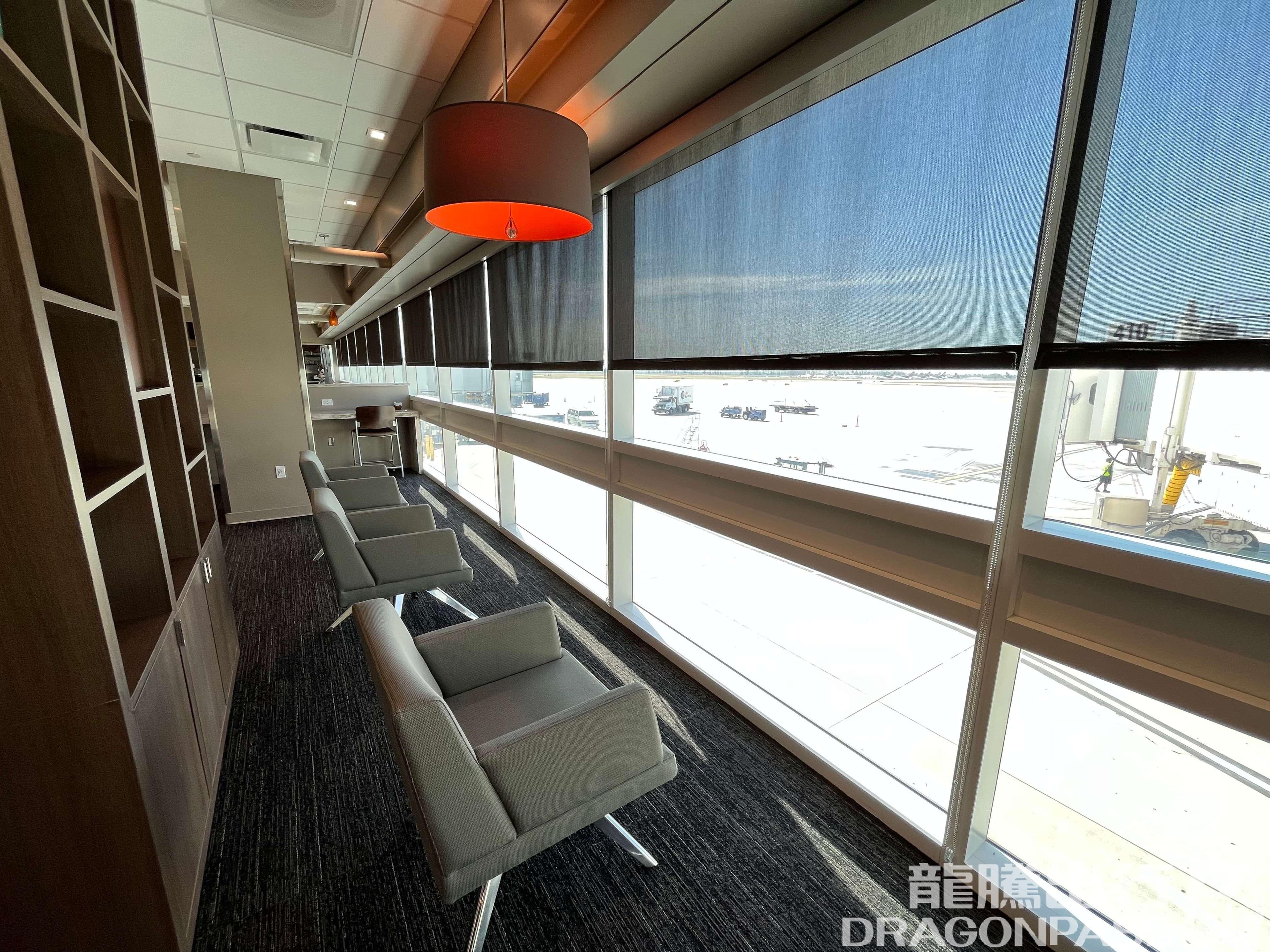 Aspire Lounge - 2
