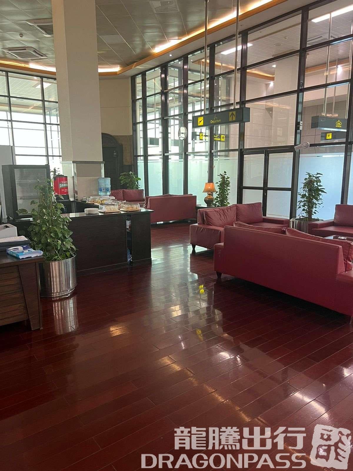 CIP Lounge (Int) - 4