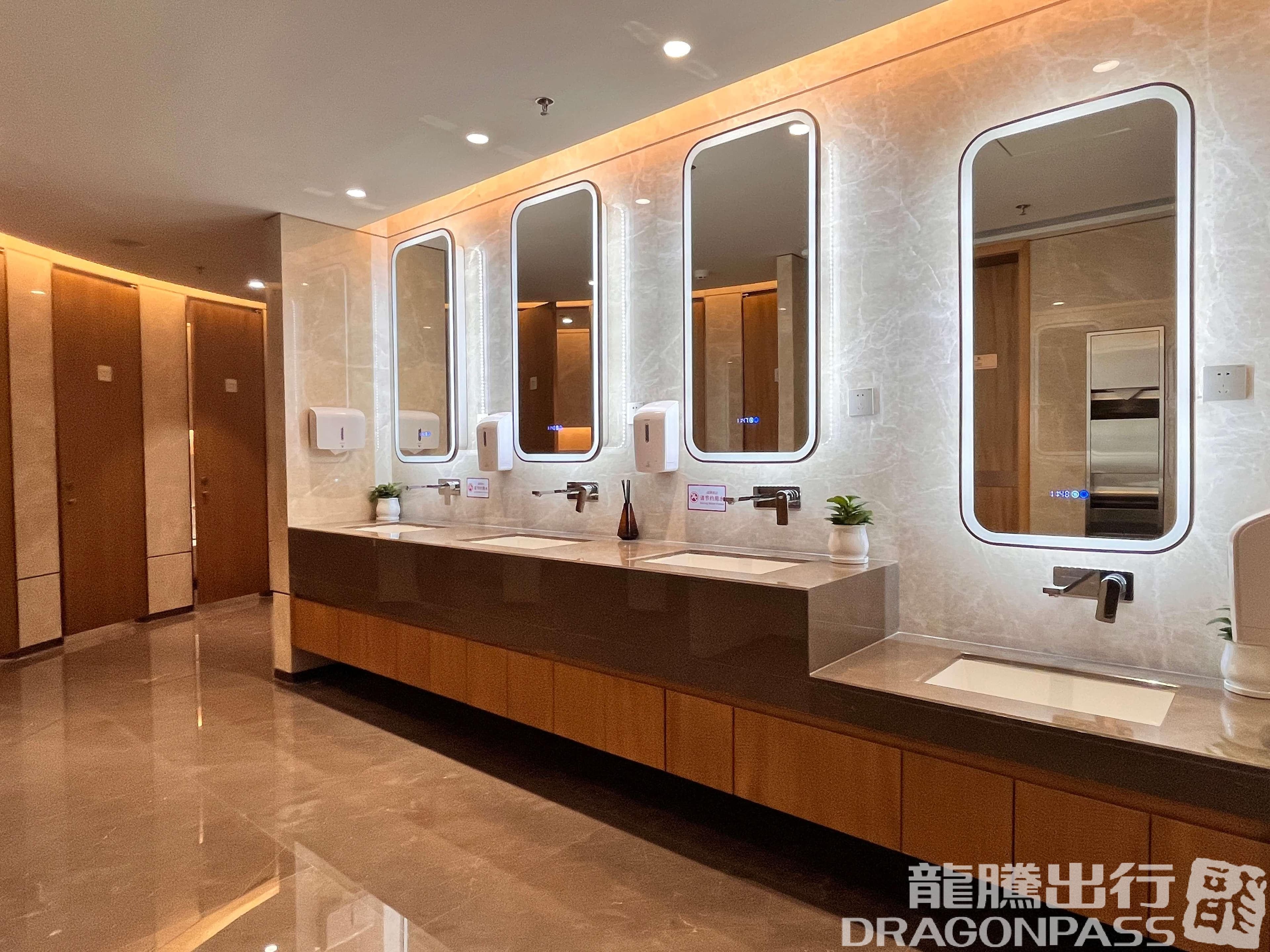 Shenzhen Airport domestic VIP lounge 3(T3 - Intl) - 4