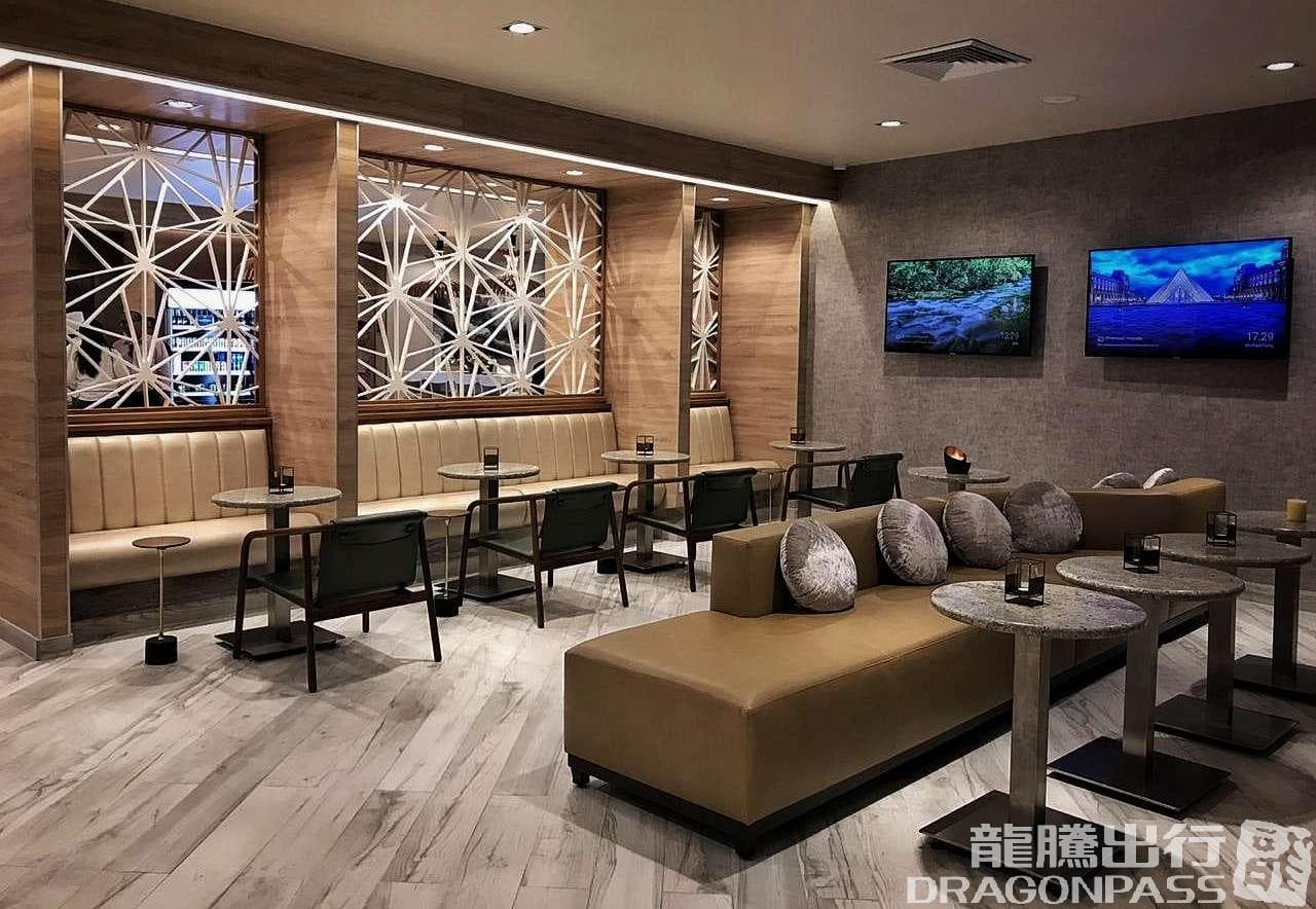 VIP lounge by MERA Domestic - 1