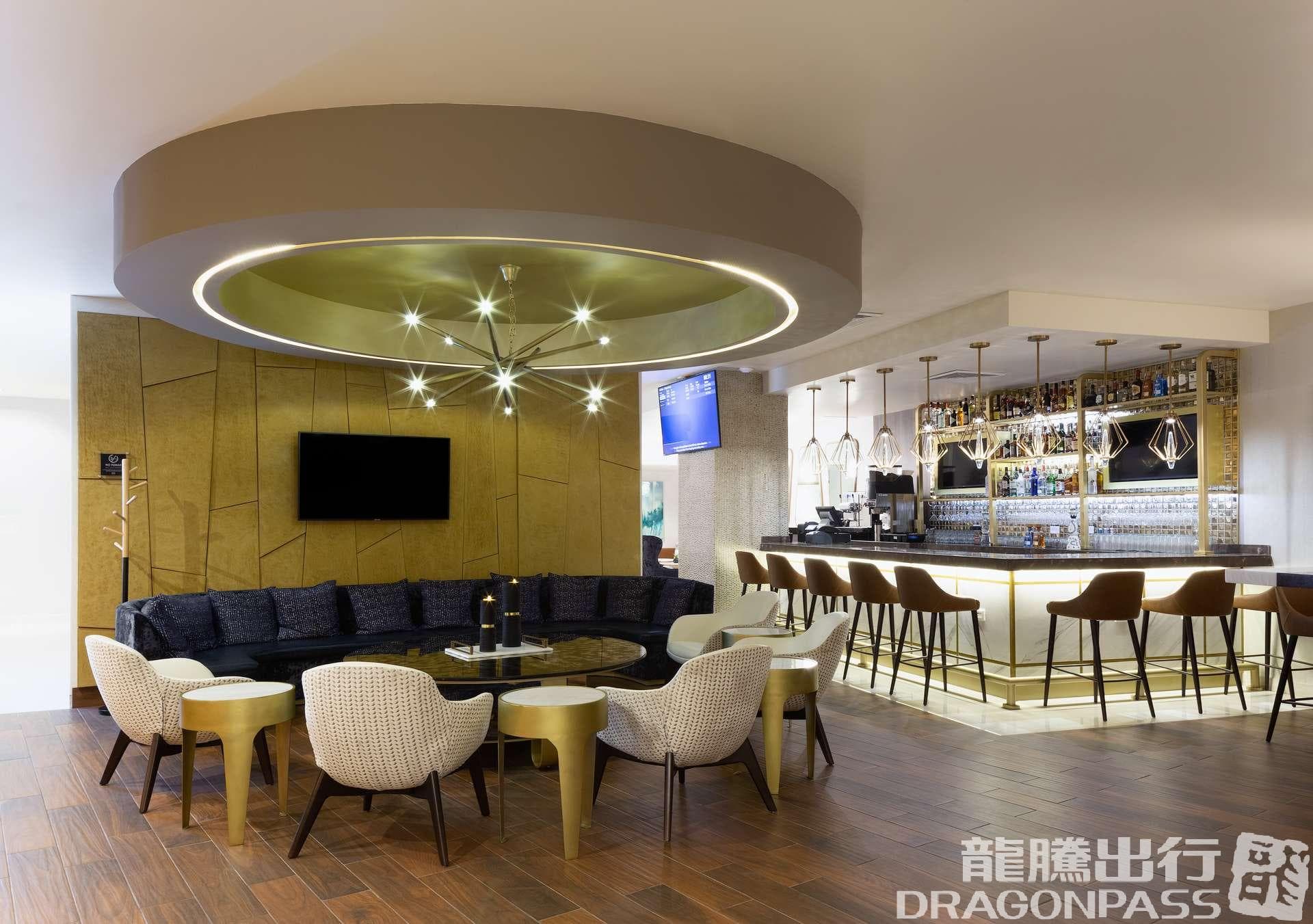 VIP lounge by MERA Domestic - 4