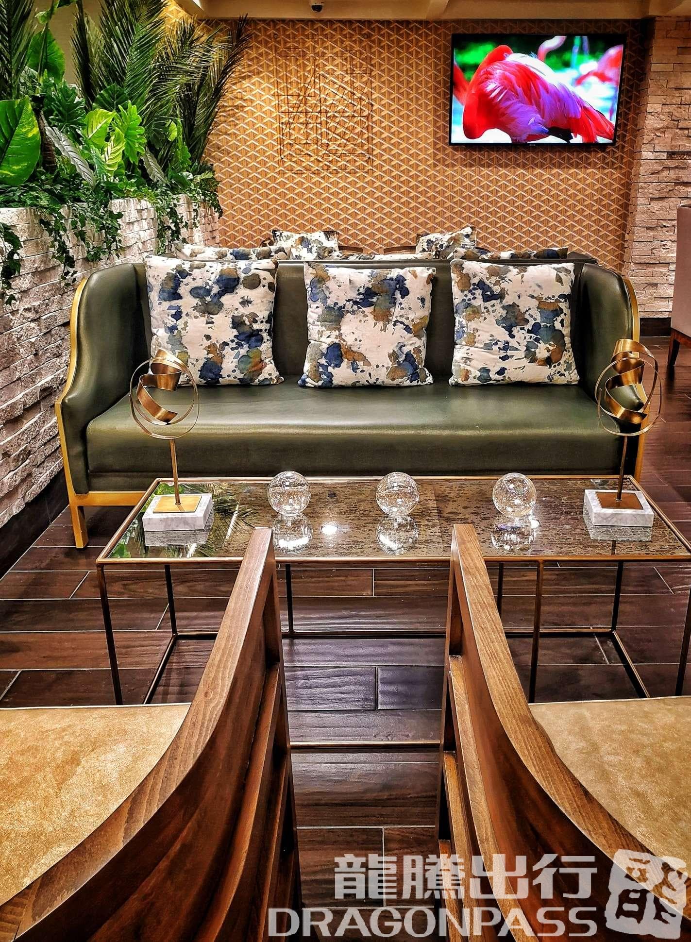 VIP lounge by MERA International - 3