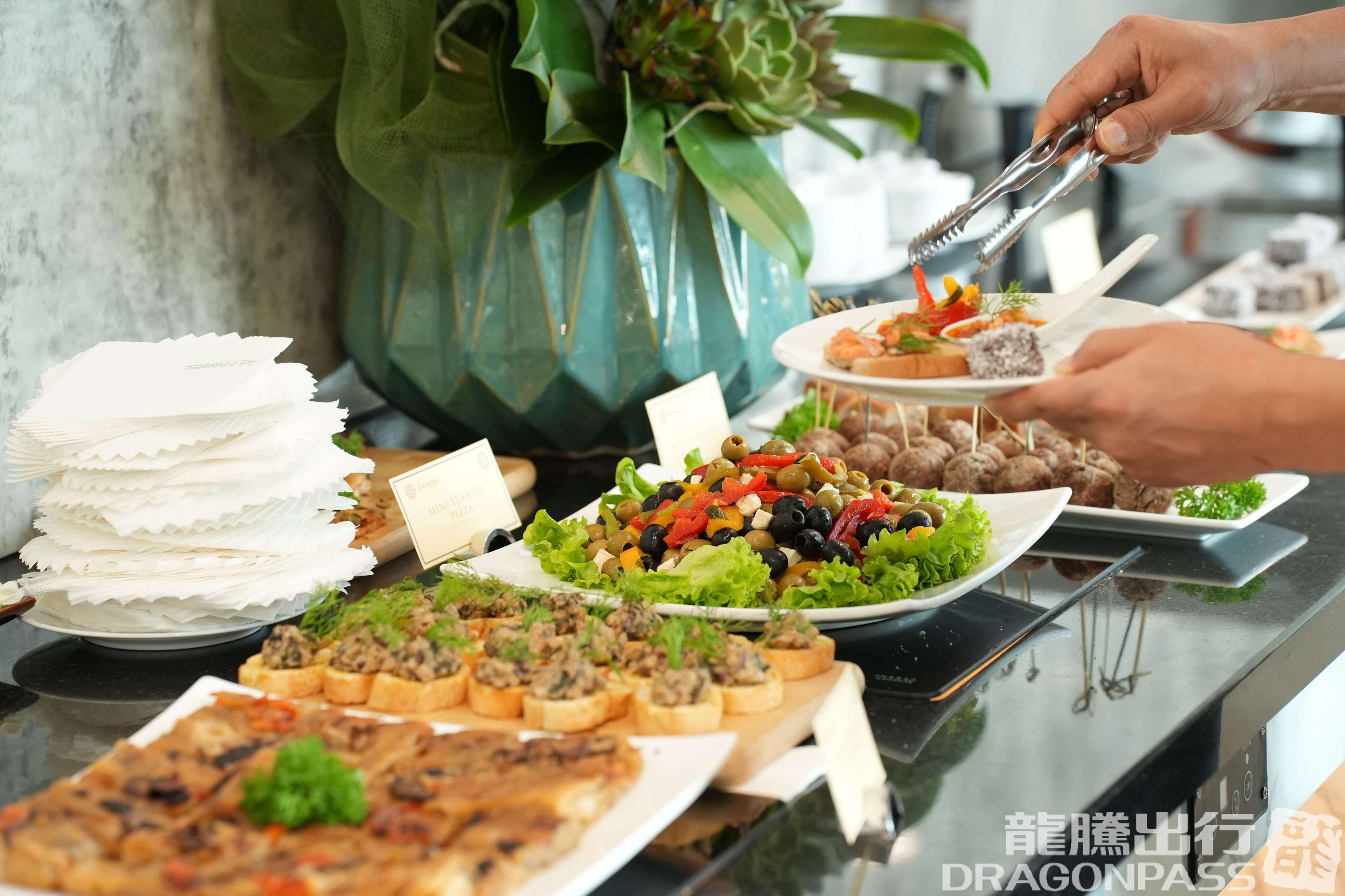 Jasmine Halal Lounge - 3