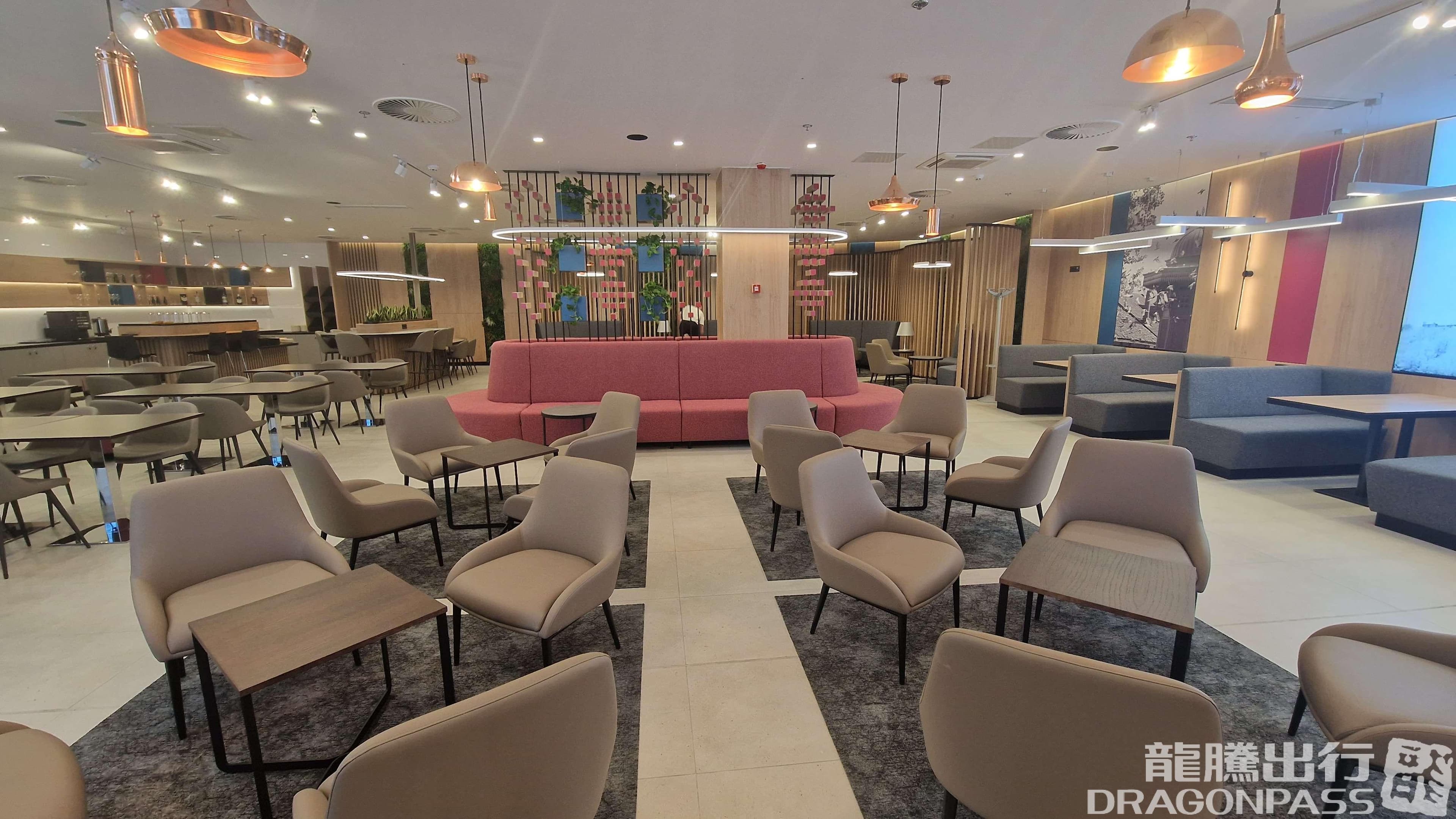 Business Lounge - 1