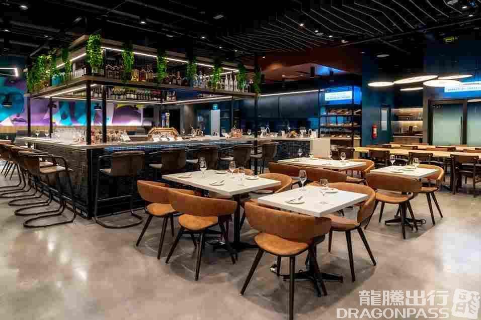 Aspire Lounge - 1