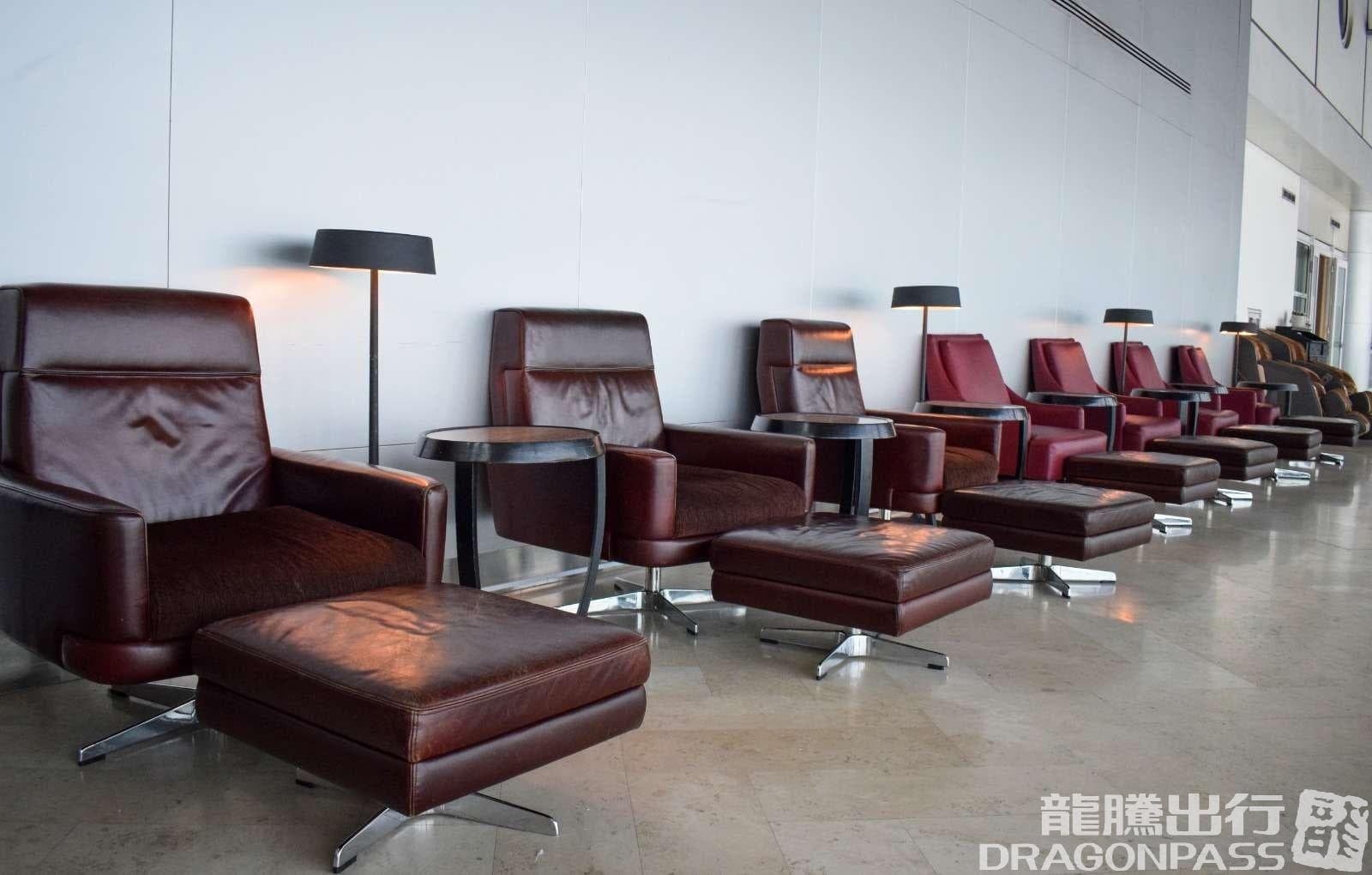 Ahlan Lounge @ Gate C13 - 1