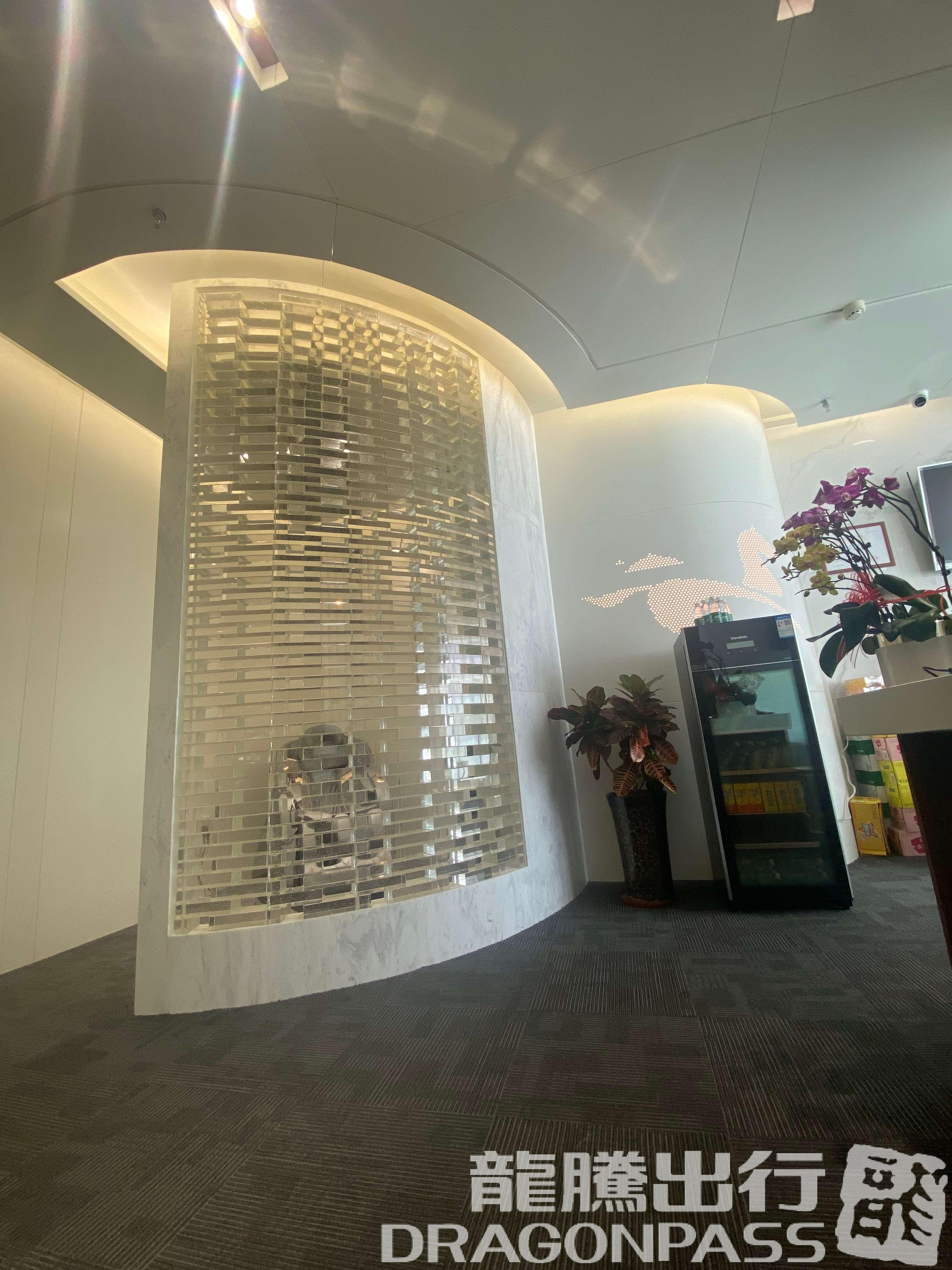 First Class Lounge No.6 (T2 Dom) - 2