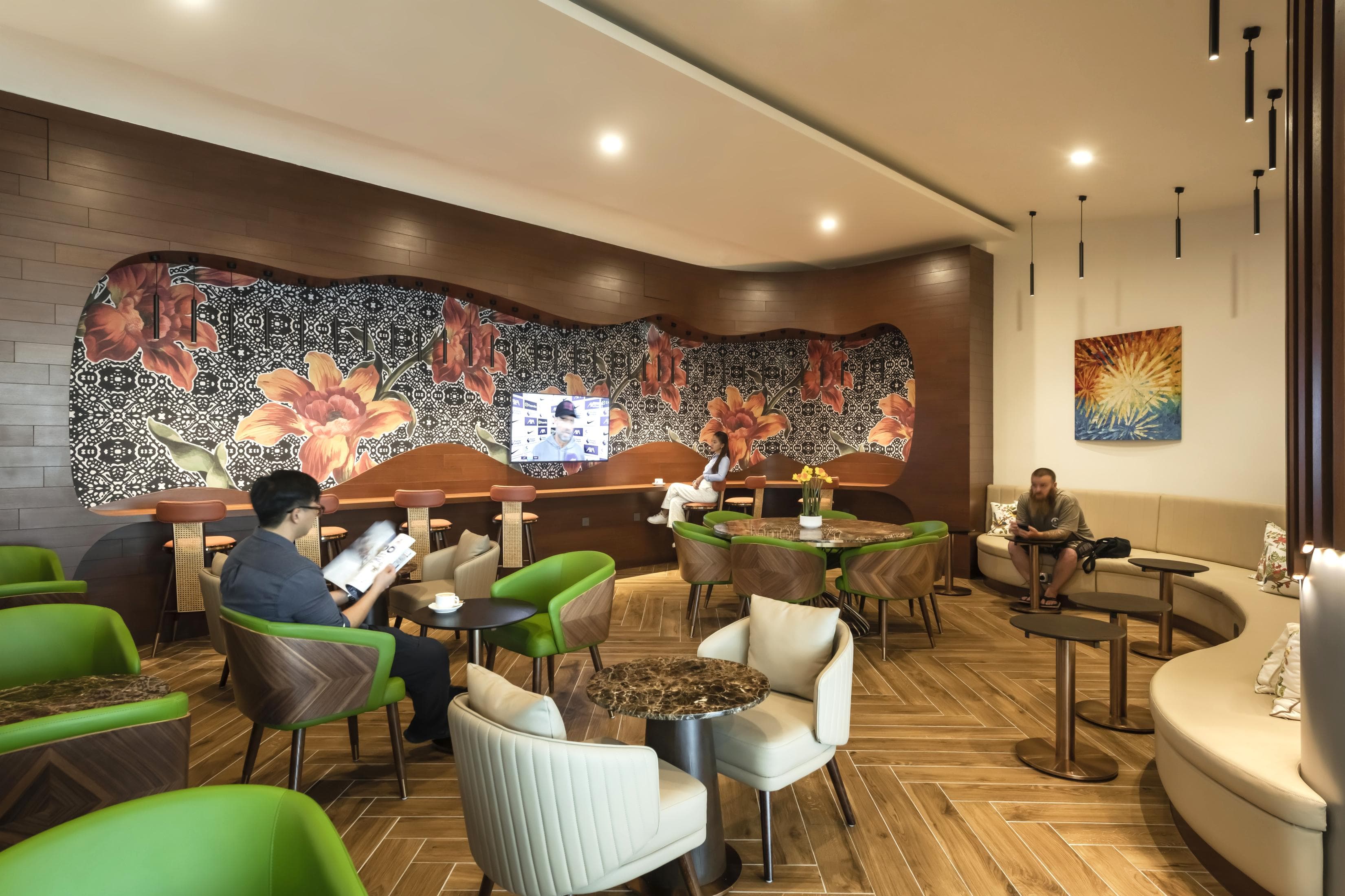 Travel Club Lounge (Satellite Building) - 3